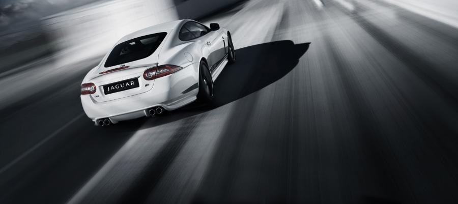 Jaguar XKR Black Pack 2010 года  (фото 20 из 23)